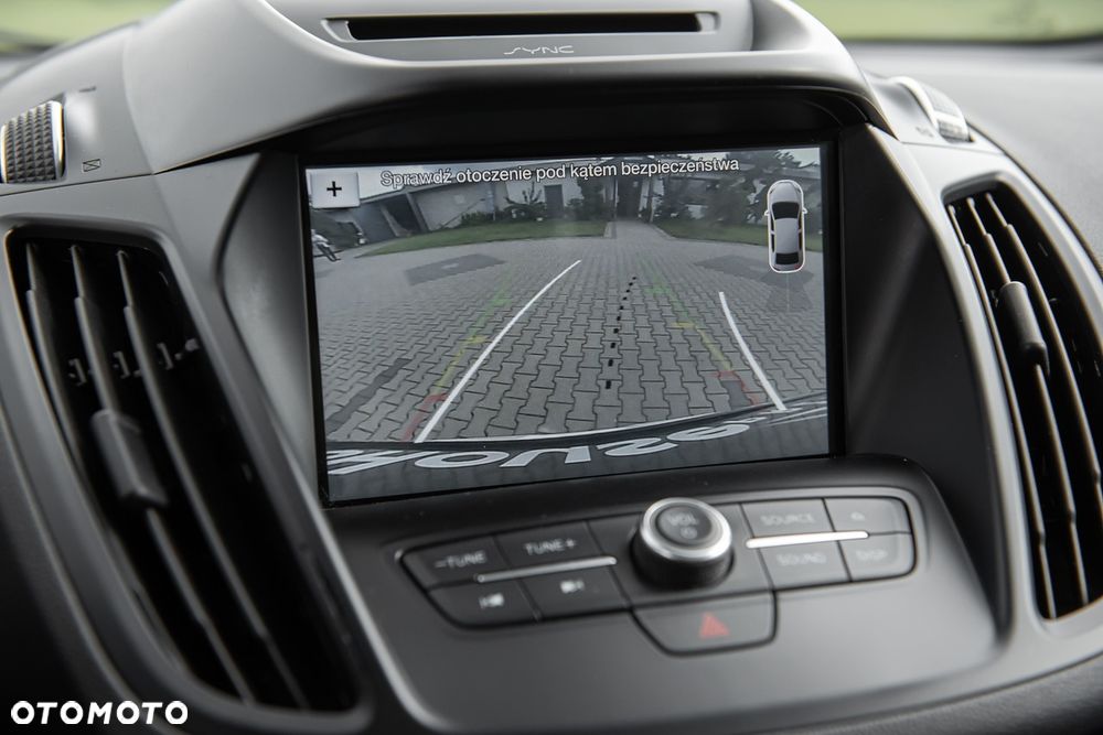 Ford Kuga 2.0 TDCi 4x4 ST-Line - 29
