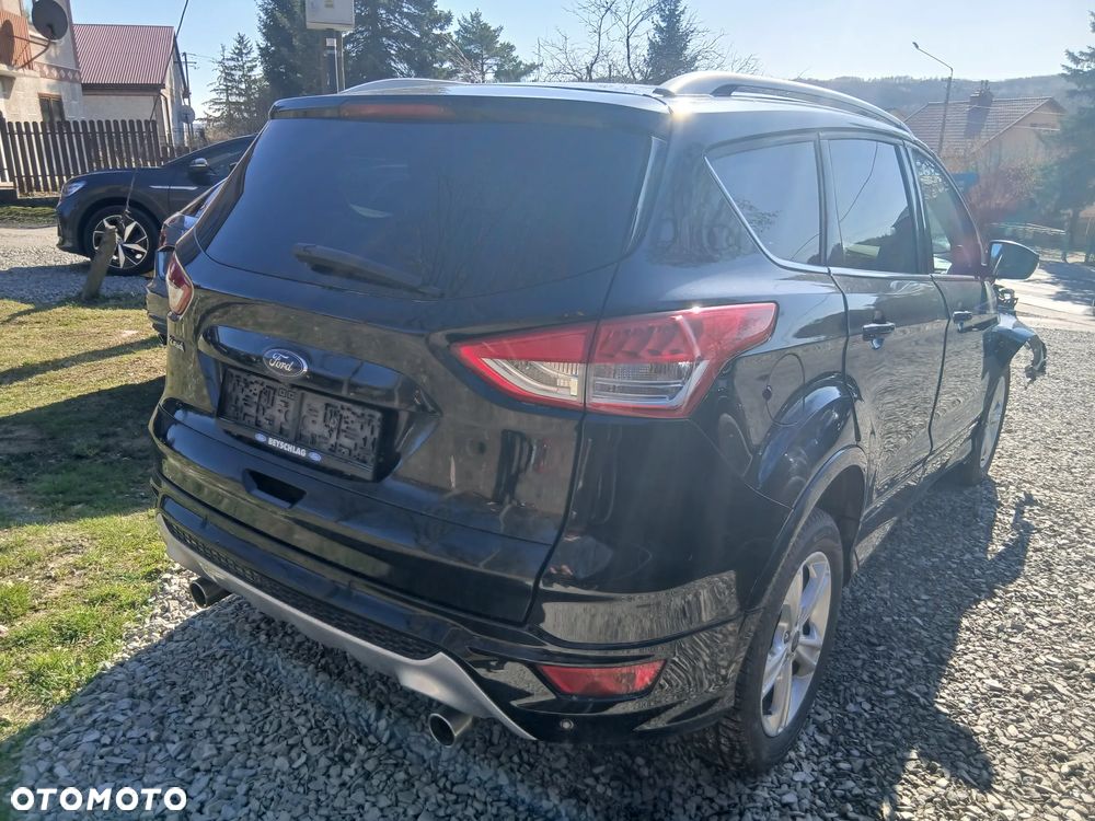 Ford Kuga 2.0 TDCi 4x4 Titanium - 2