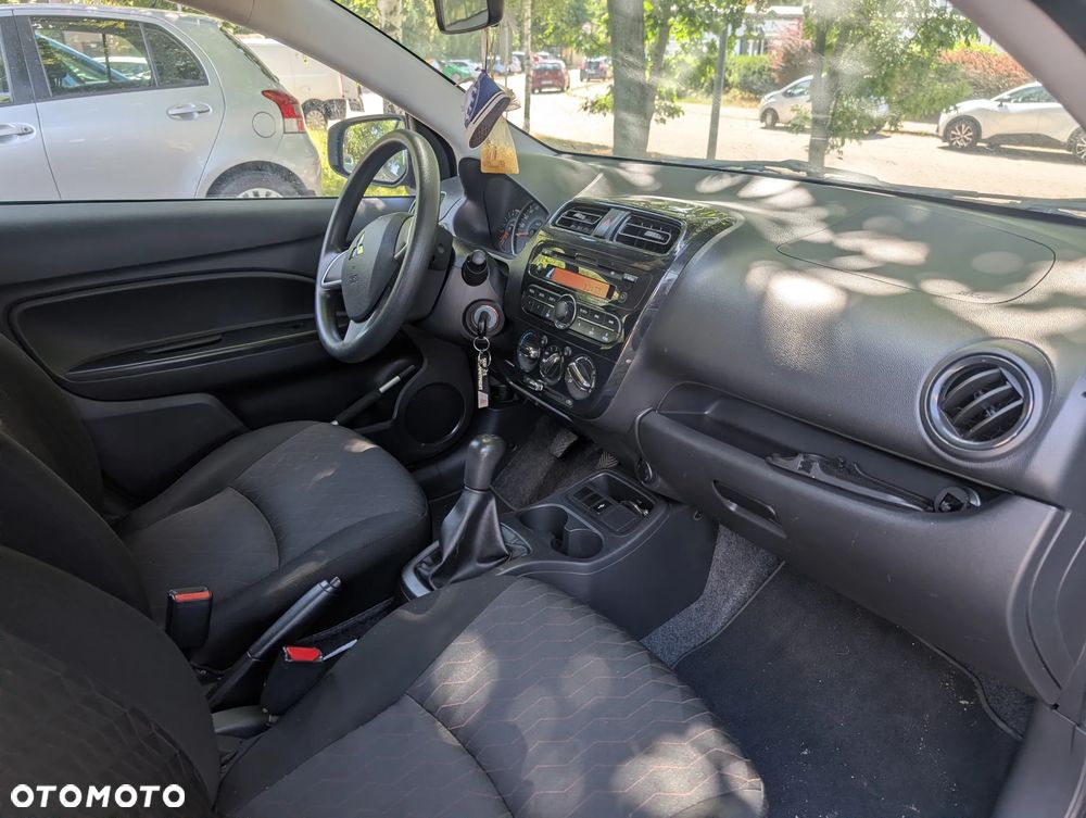 Mitsubishi Space Star 1.2 Inform Plus - 10