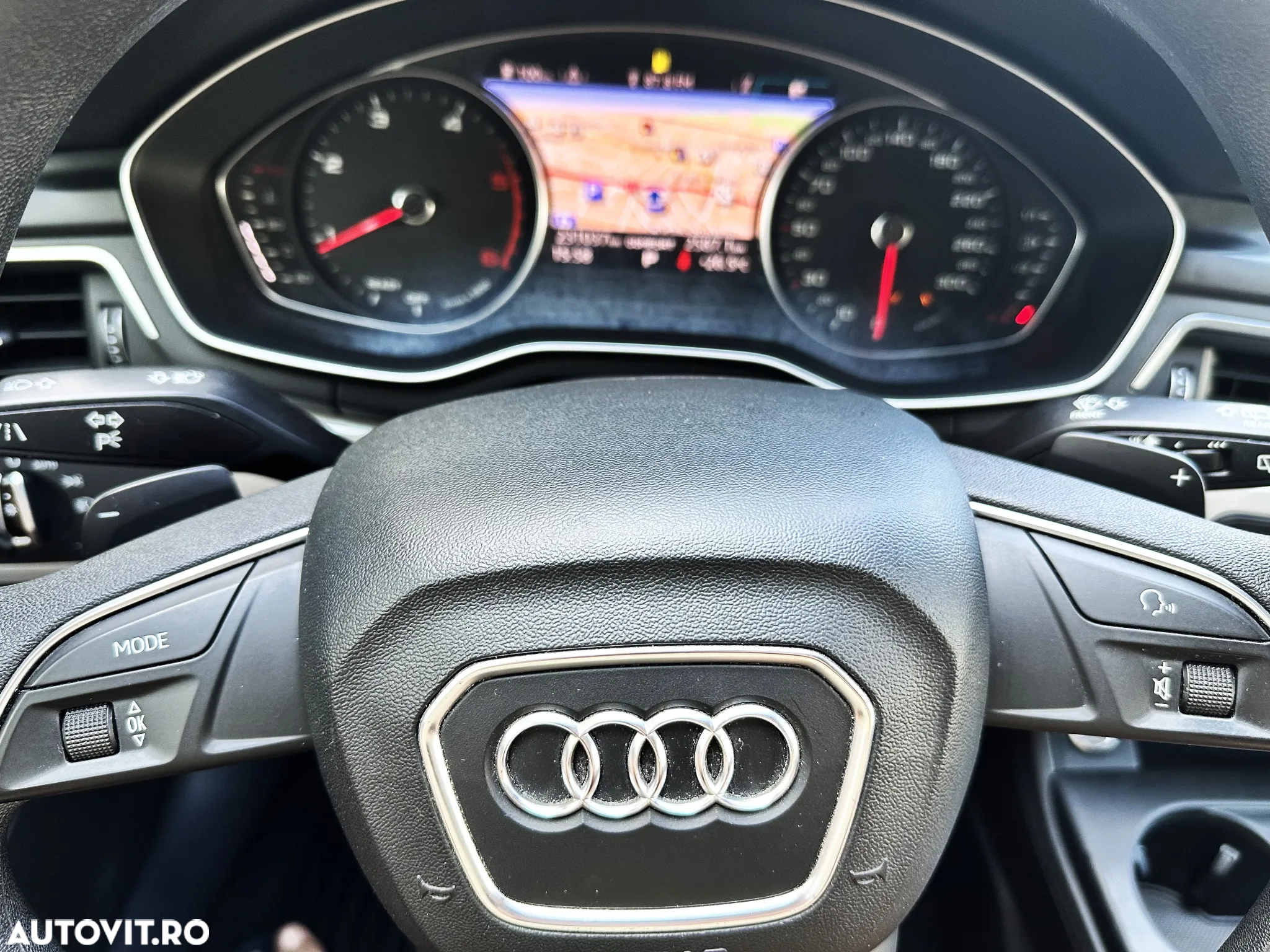 Audi A4 Avant 2.0 40 TDI S tronic S Line - 22