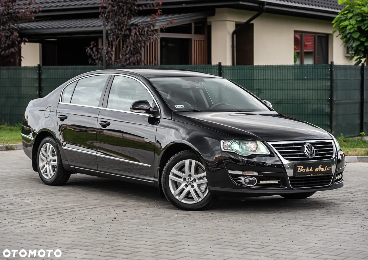 Volkswagen Passat 2.0 TDI DPF Highline DSG - 2