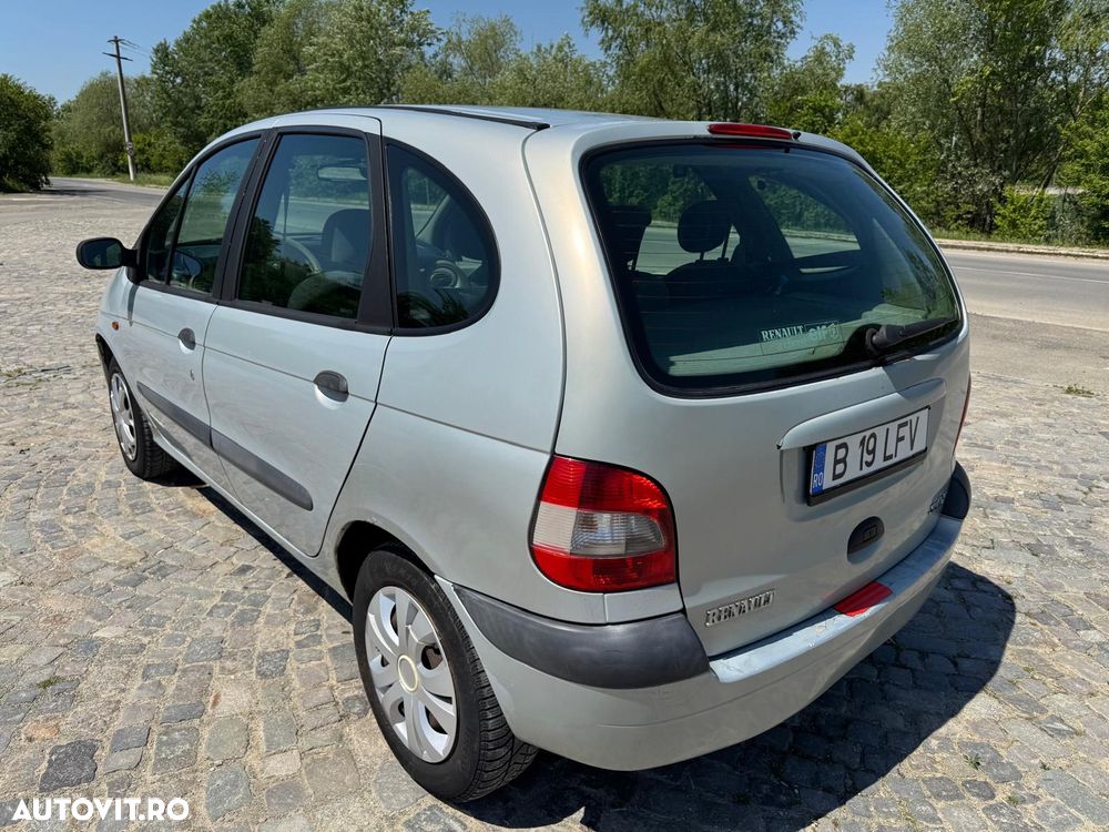 Renault Scenic 1.6 Expression - 4
