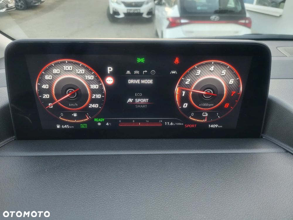 Hyundai Staria 1.6 T-GDI HEV Smart VIP - 23