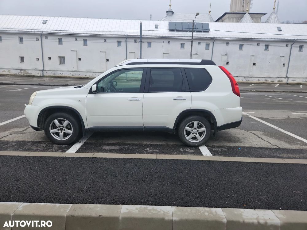 Nissan X-Trail 2.0 dCi DPF All Mode 4X4-i Elegance Aut - 6