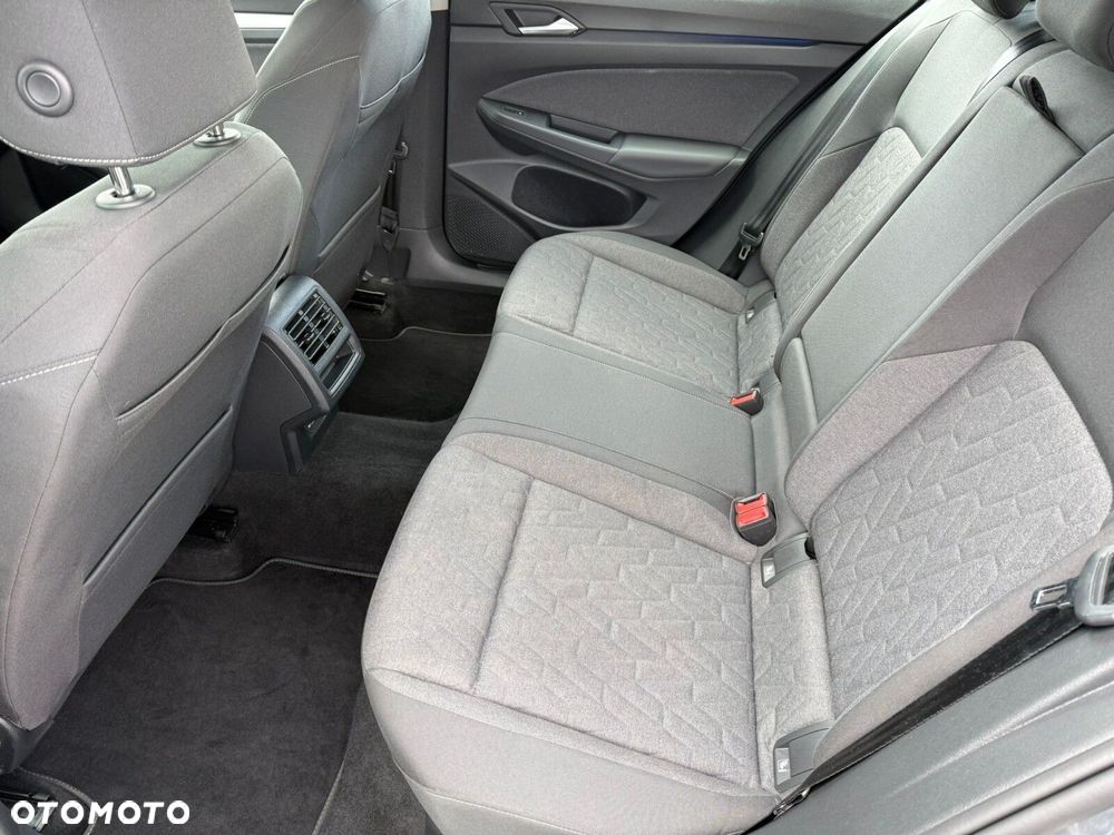 Volkswagen Golf Variant - 28