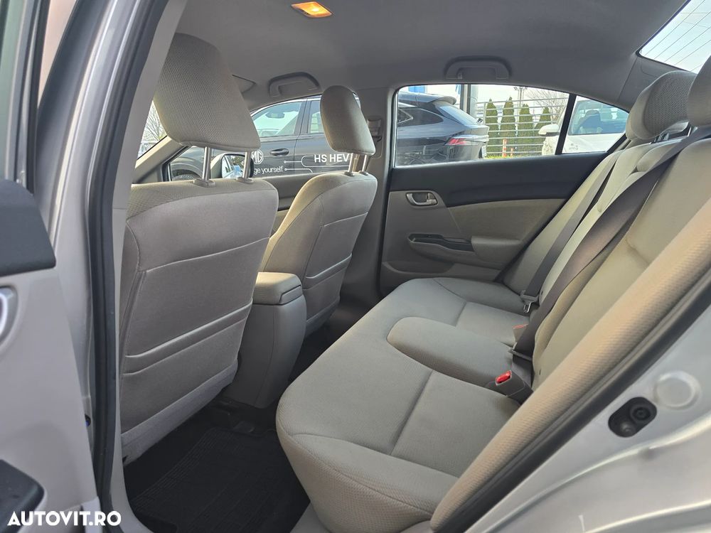 Honda Civic 1.8 i-VTEC MT Elegance Winter Pack - 14