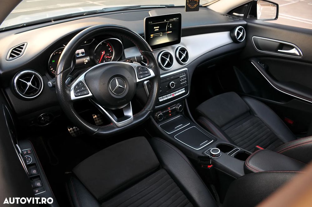 Mercedes-Benz CLA - 12