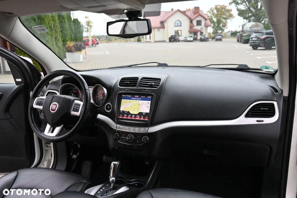 Fiat Freemont 2.0 Multijet 16V DPF Automatik Allrad Black Code - 27