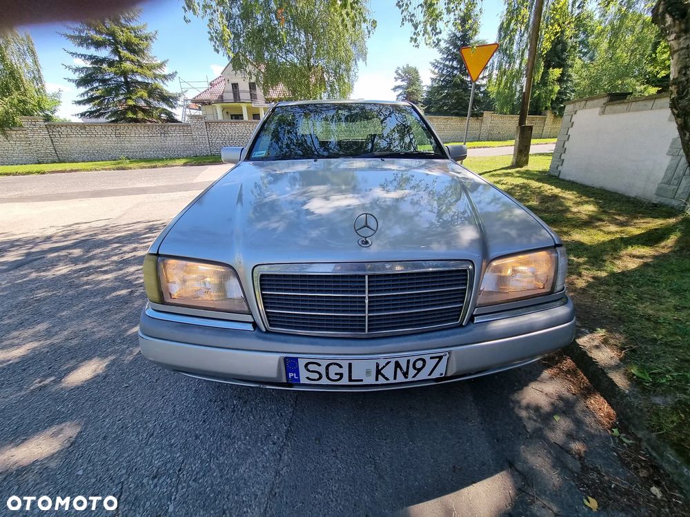 Mercedes-Benz Klasa C 250 D Elegance - 4