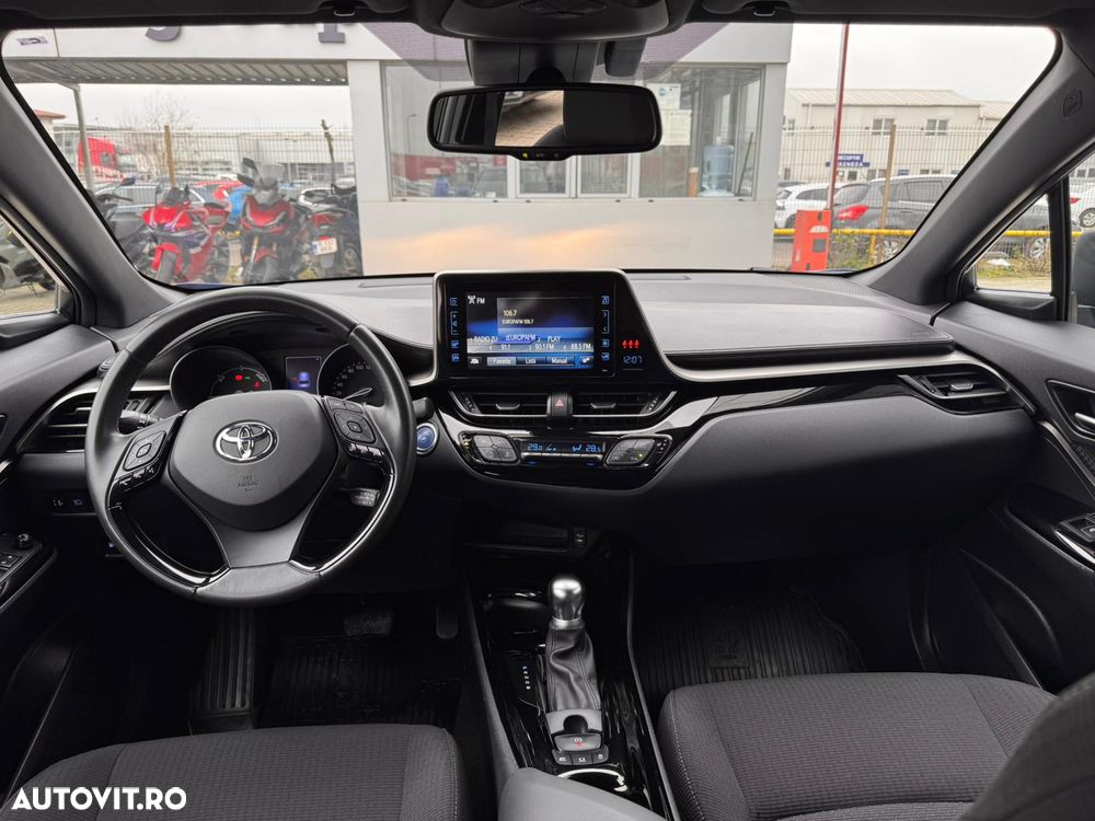 Toyota C-HR 1.8 HSD 122 CP 4x2 CVT Style - 12