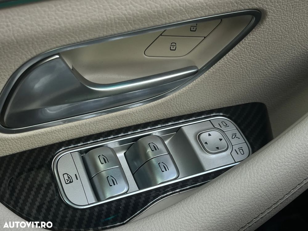 Mercedes-Benz GLE 300 d 4MATIC - 20