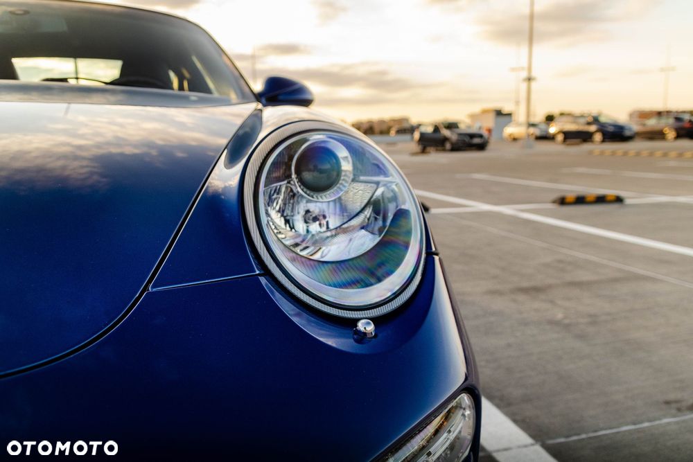 Porsche 911 Carrera PDK - 17