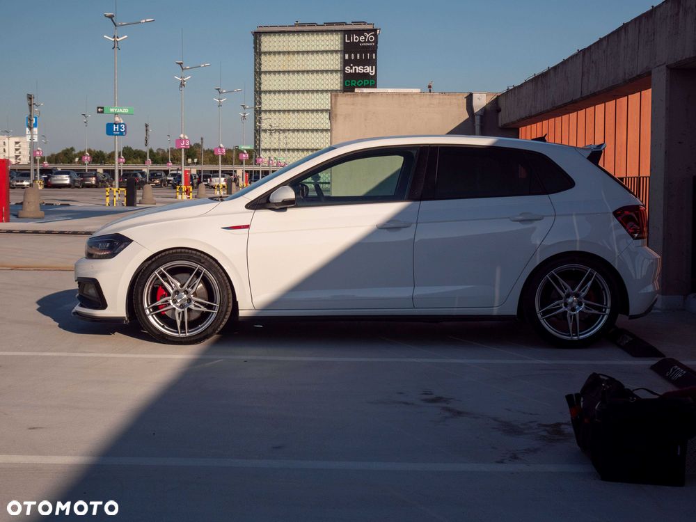 Volkswagen Polo - 3