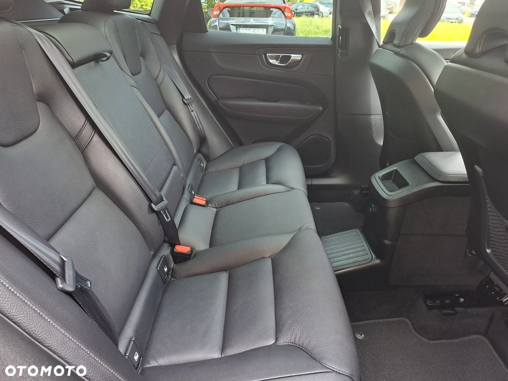 Volvo XC 60 - 18