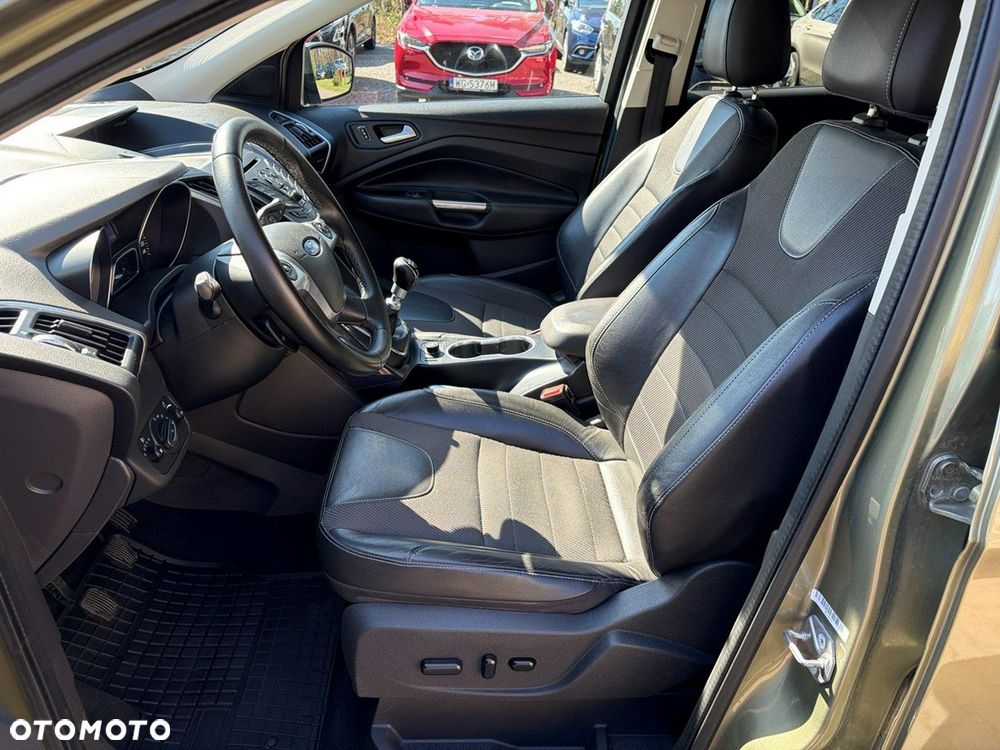 Ford Kuga - 9