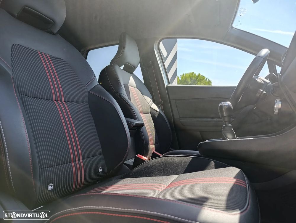 Renault Captur 1.0 TCe RS Line - 10