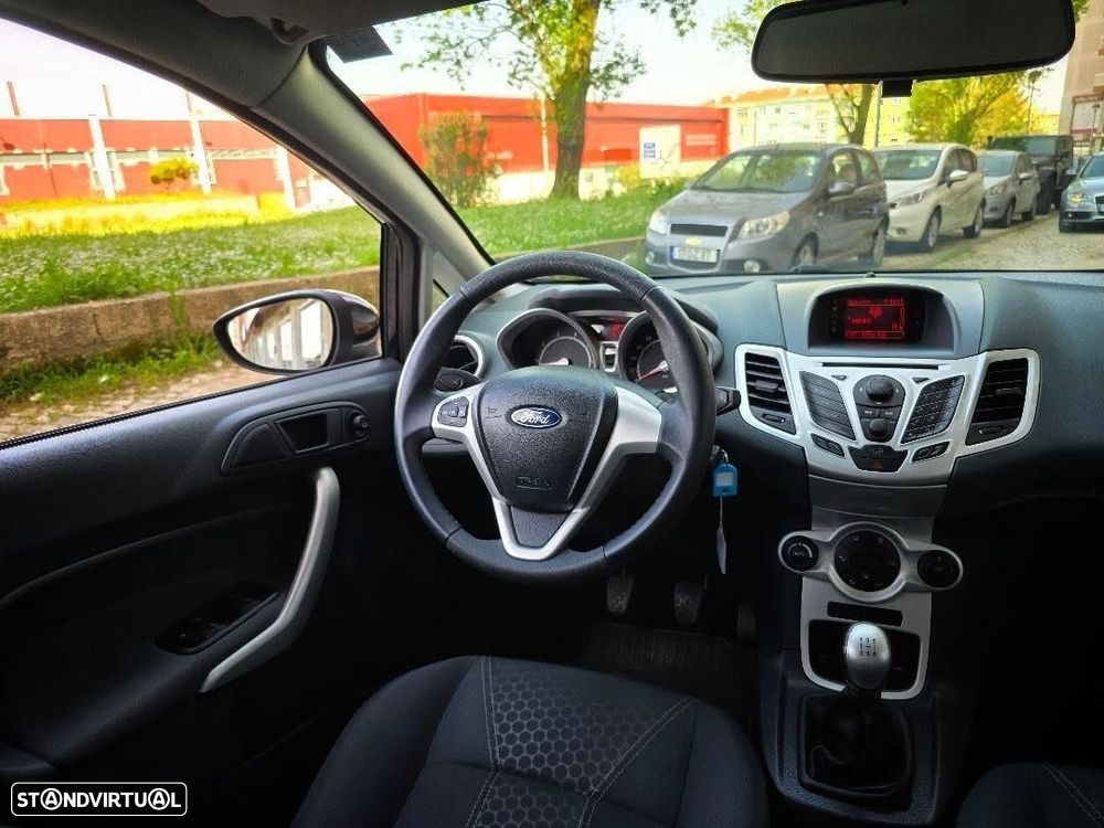 Ford Fiesta 1.25 Titanium - 20