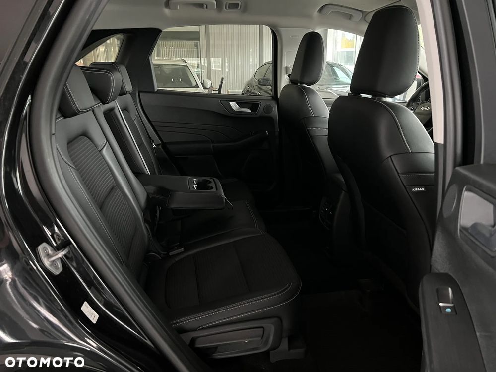 Ford Kuga 2.0 EcoBlue AWD Titanium X - 38