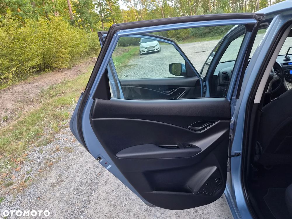 Hyundai ix20 - 28