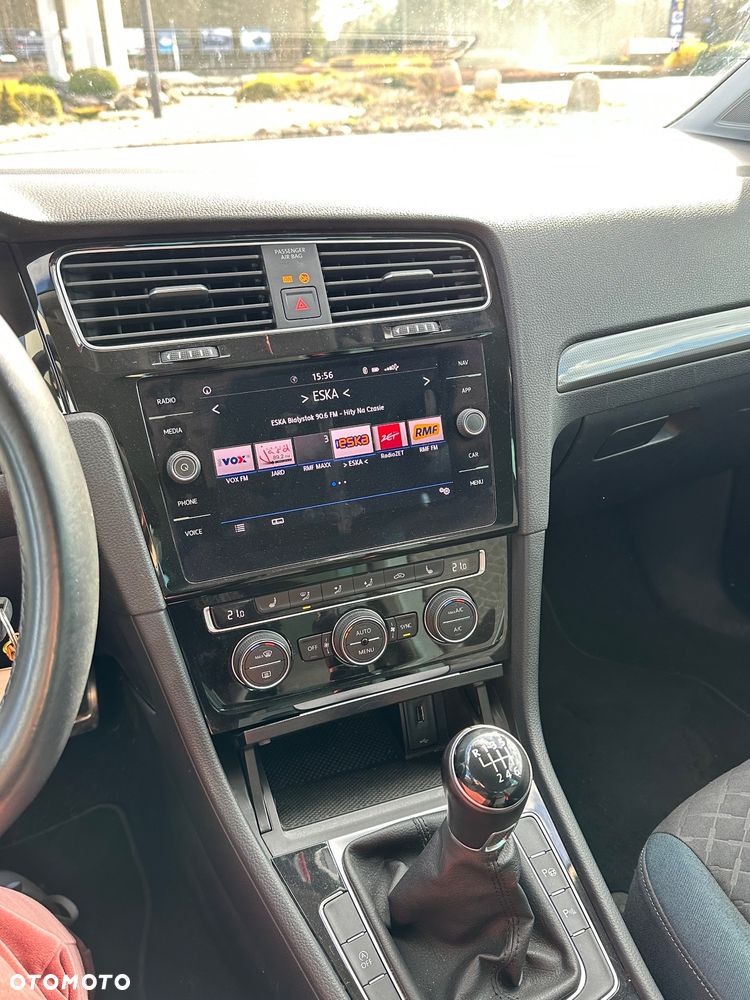 Volkswagen Golf VII 1.0 TSI IQ Drive - 11