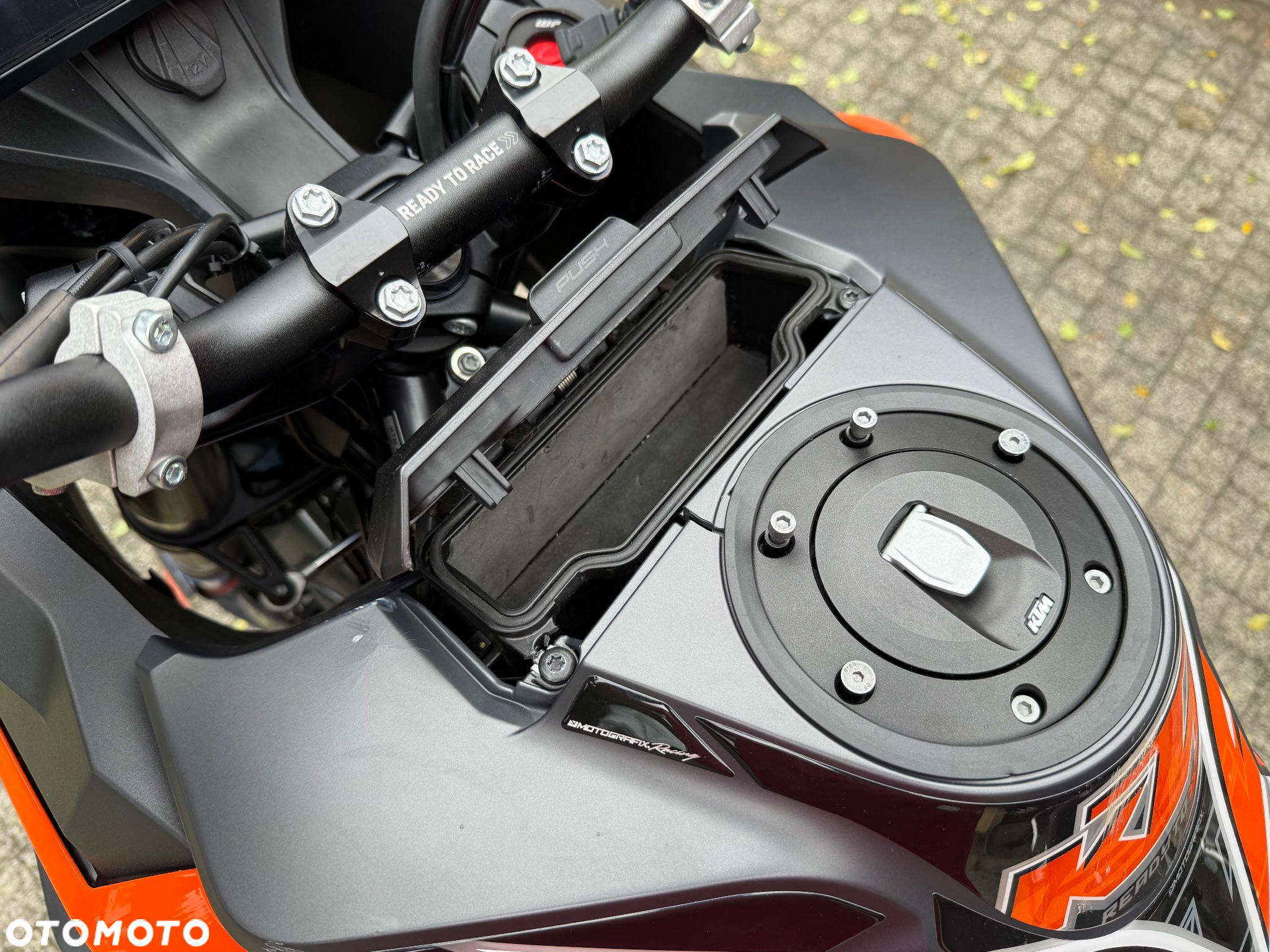KTM Adventure - 16