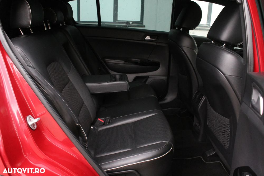 Kia Sportage 2,0 CRDI AWD Aut. GT Line - 11