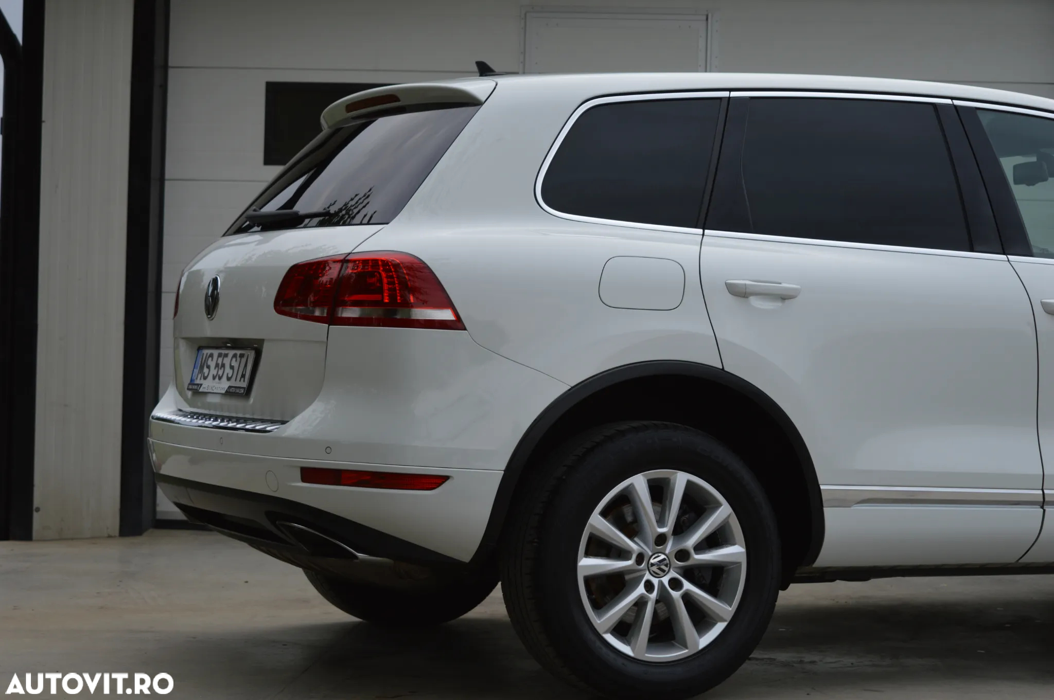 Volkswagen Touareg 3.0 V6 TDI BMT - 26