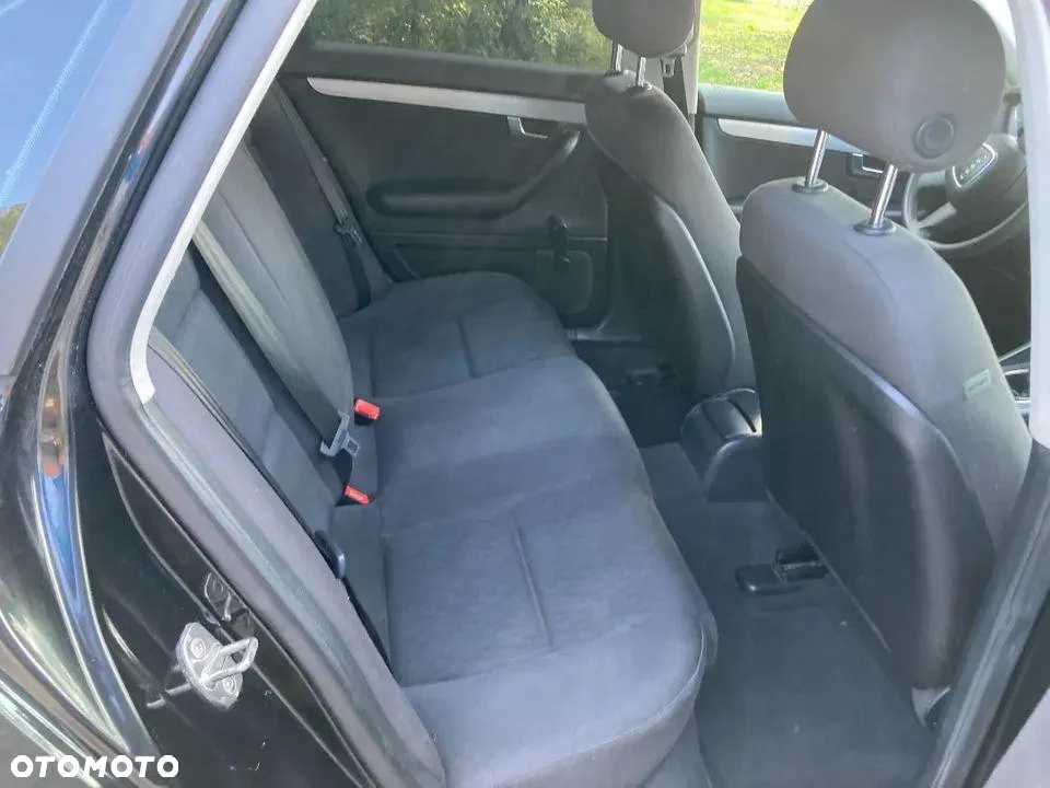 Audi A4 Avant 1.8T - 7