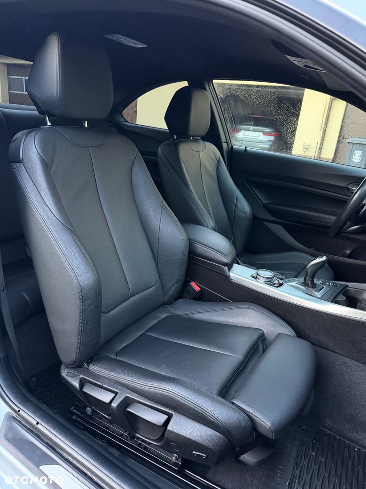 BMW Seria 2 220d Sport-Aut Sport Line - 28