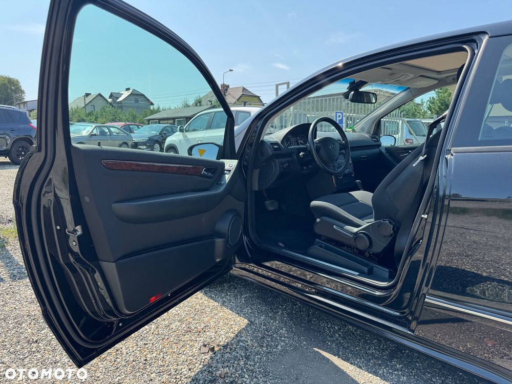 Mercedes-Benz Klasa A 180 Autotronic Elegance - 10