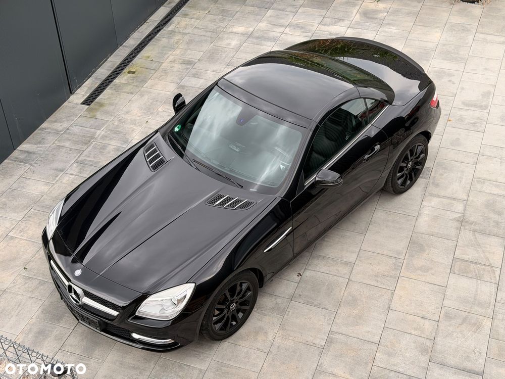 Mercedes-Benz SLK 200 CGI - 1