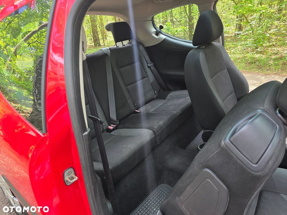 Peugeot 207 90 HDi FAP (Blue Lion) Urban Move - 12
