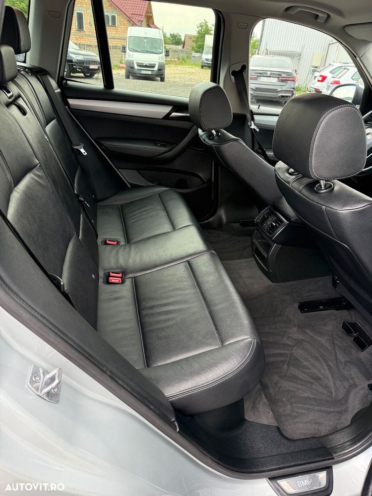 BMW X3 xDrive20d AT xLine - 24