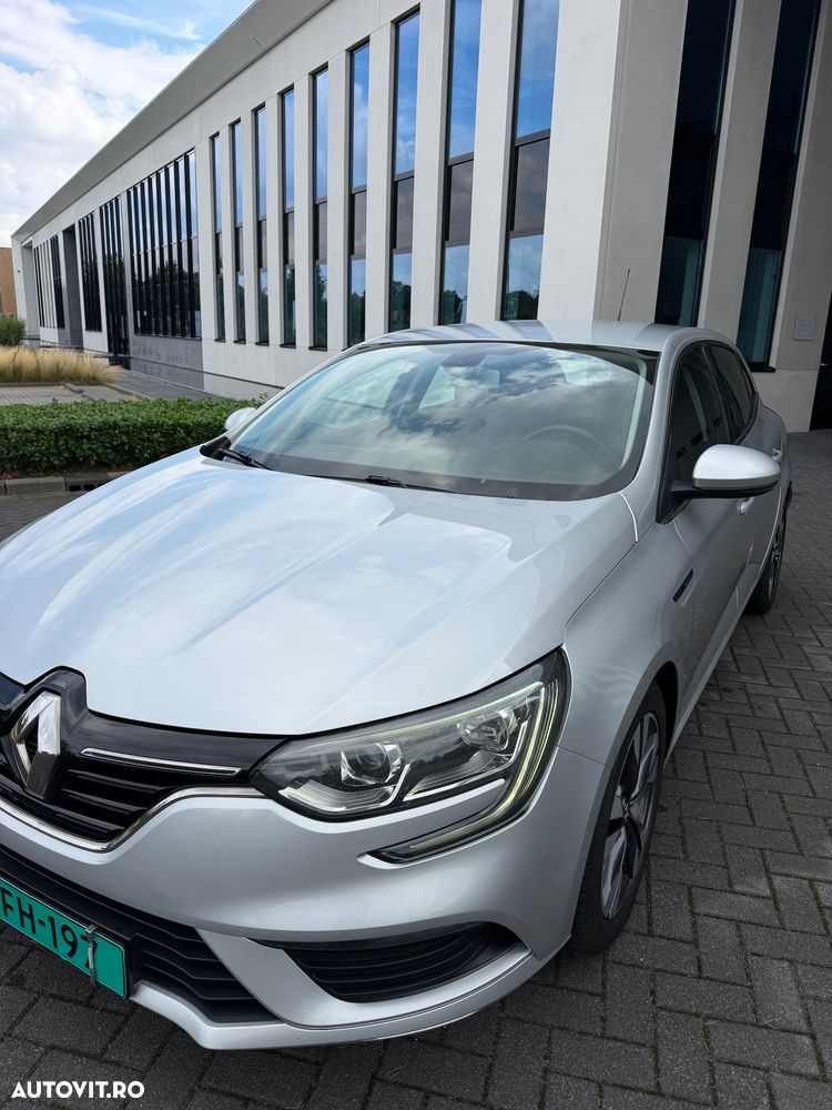 Renault Megane BLUE dCi Zen - 7