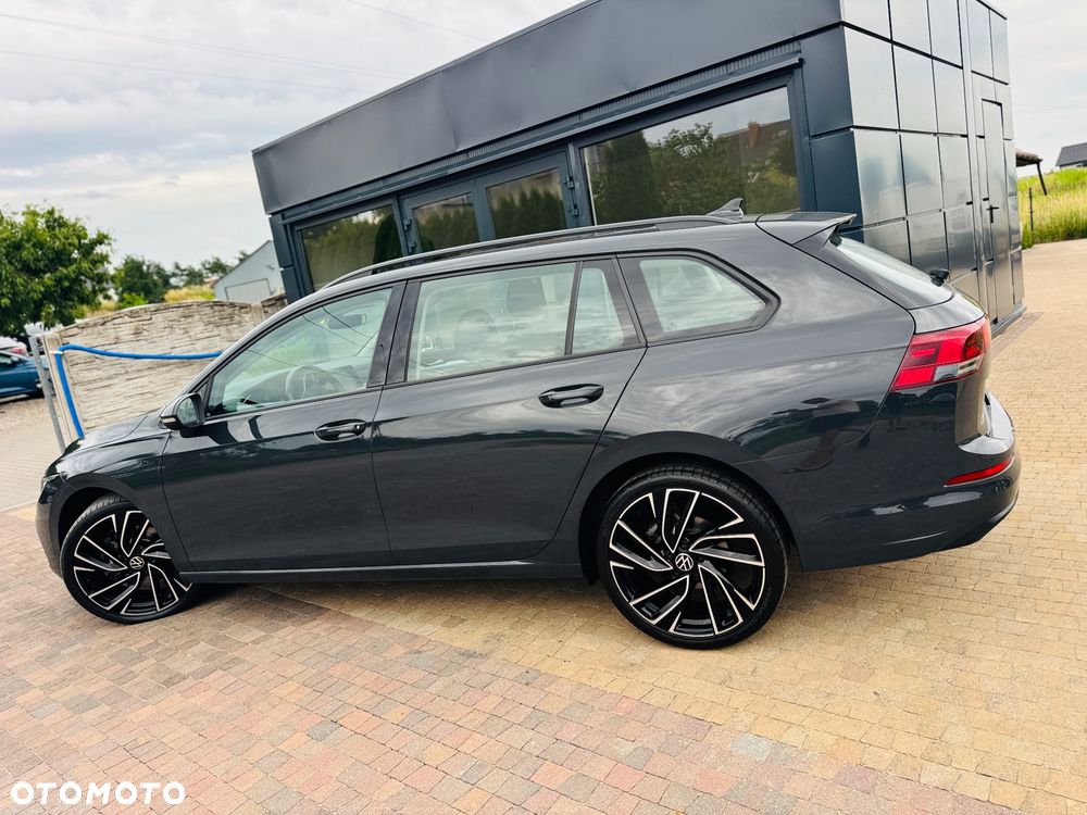 Volkswagen Golf - 25