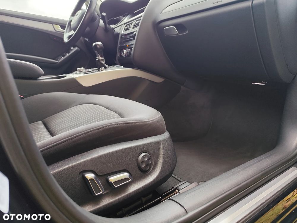 Audi A4 Avant 2012 photo 5