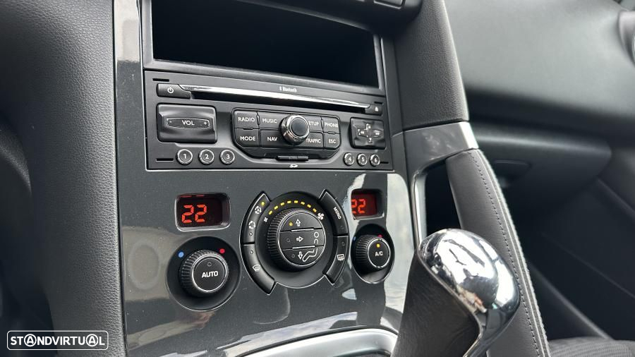 Peugeot 3008 1.6 e-HDi Active CMP6 - 26