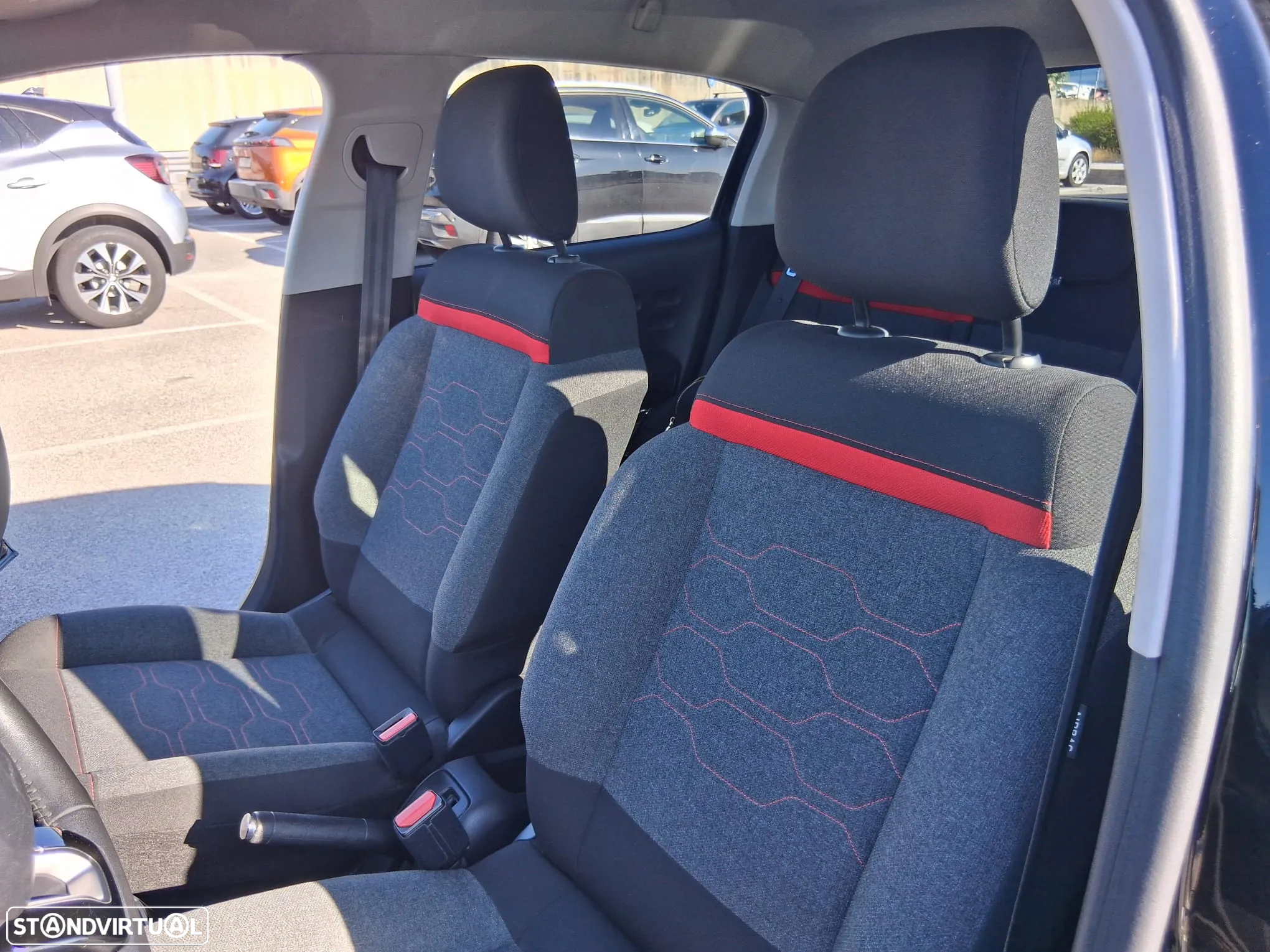 Citroën C3 1.2 PureTech Shine - 6