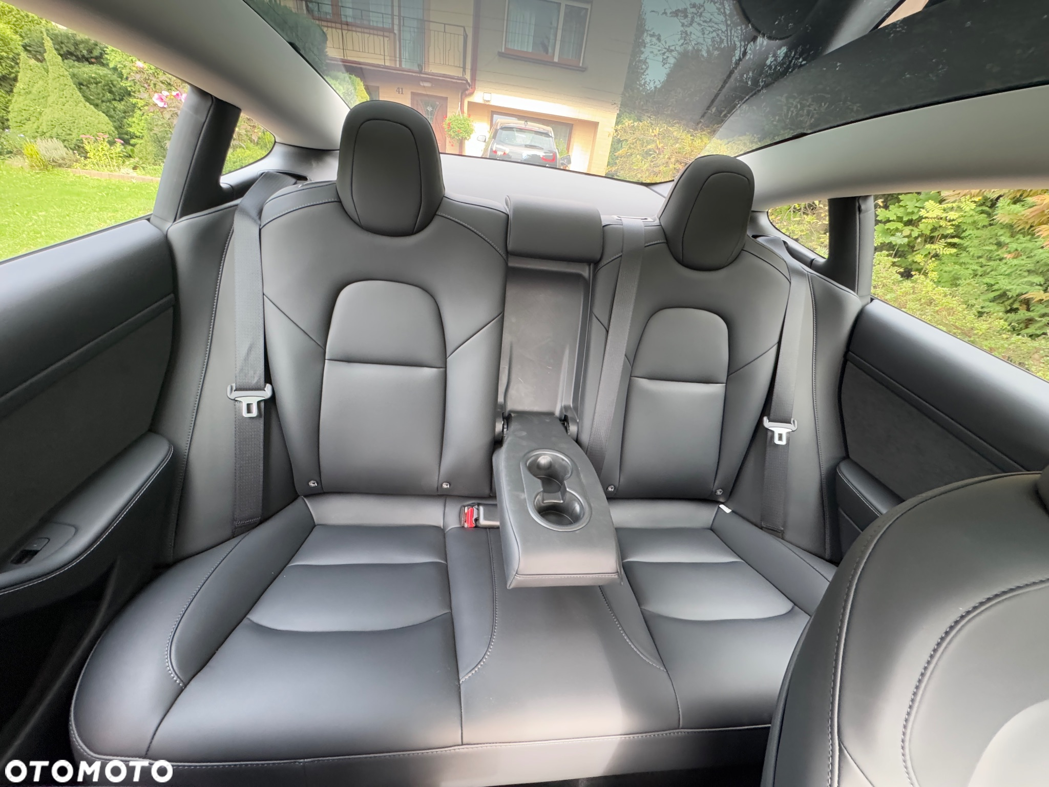 Tesla Model 3 Standard Range Plus - 12