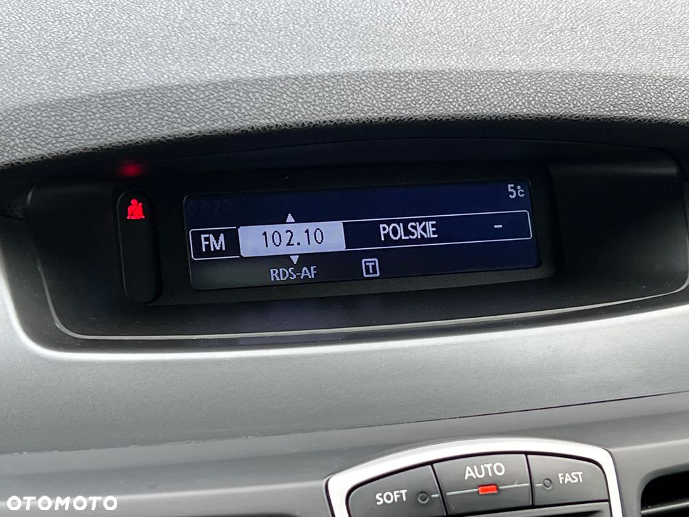 Renault Laguna 2.0 dCi Expression ESM - 24