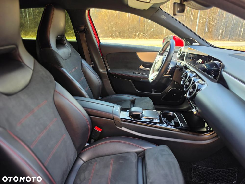 Mercedes-Benz Klasa A 220 AMG Line 7G-DCT - 22