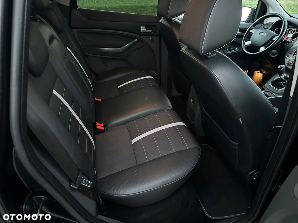 Ford Kuga 2.0 TDCi Trend - 19