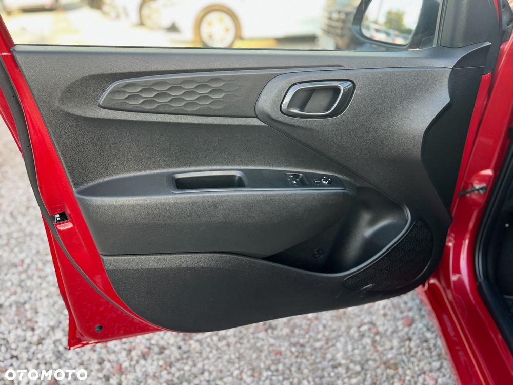 Hyundai i10 1.0 YES!+ - 28