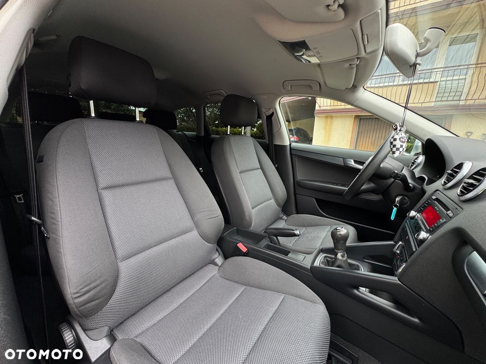 Audi A3 Sportback 1.2 TFSI Ambition - 32