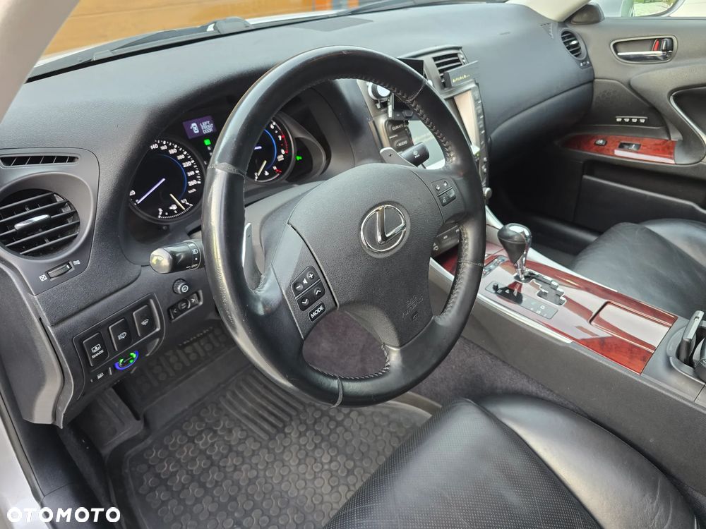 Lexus IS 250 Prestige - 8