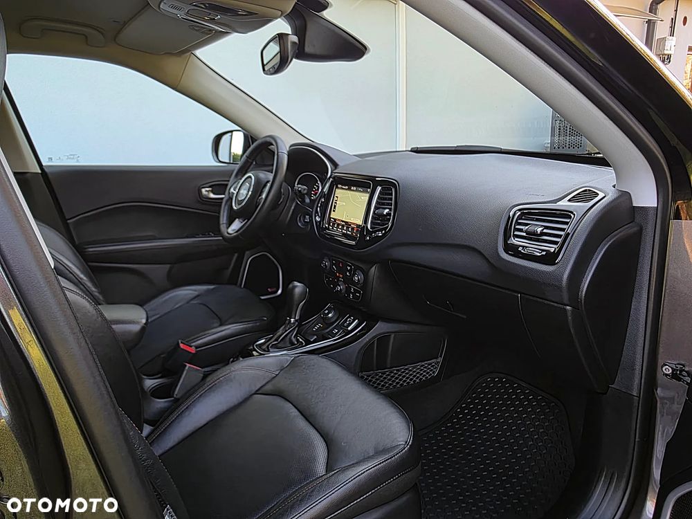 Jeep Compass 1.4 MultiAir Active Drive Automatik Limited - 32