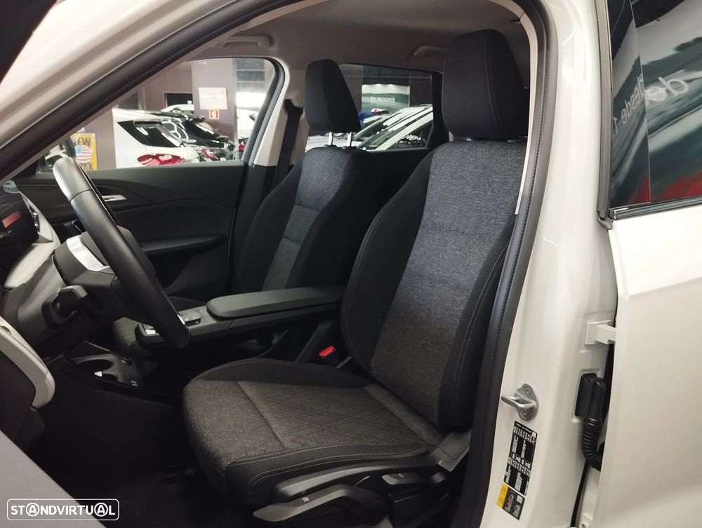 BMW iX1 eDrive20 - 21