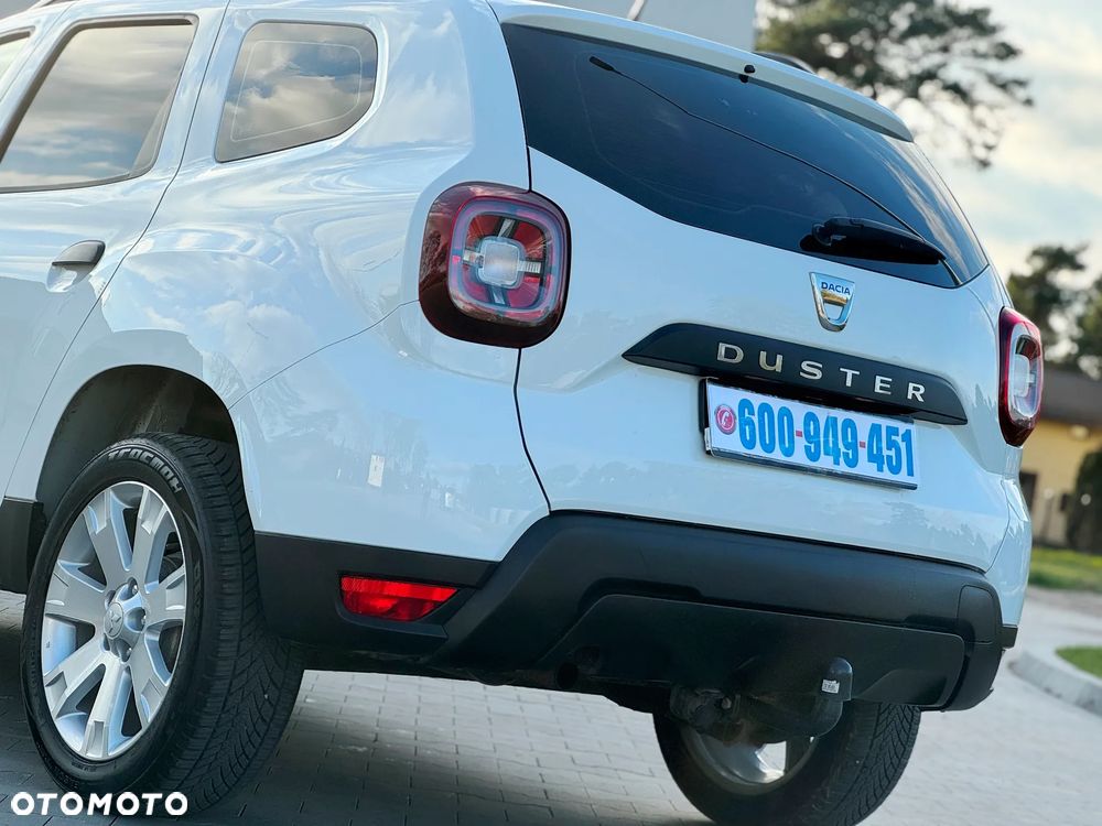 Dacia Duster 1.6 SCe Laureate S&S - 11