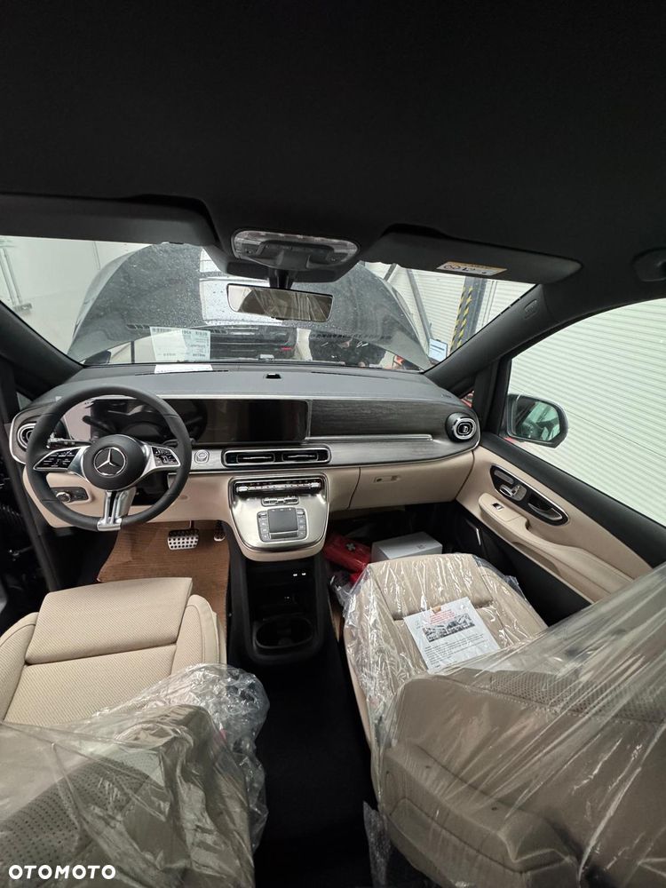 Mercedes-Benz Klasa V 300 d 4-Matic Exclusive 9G-Tronic (d³ugi) - 7