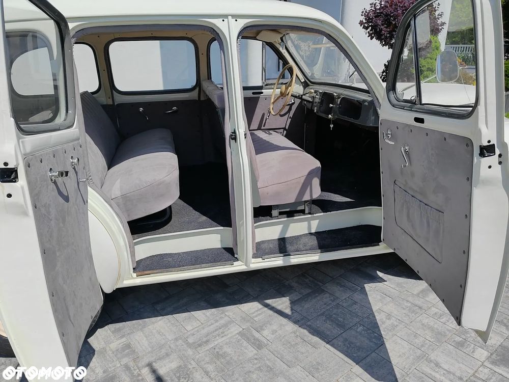 Renault Inny - 12